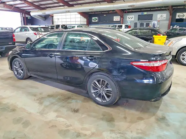 4T1BF1FK9HU362141 2017 TOYOTA CAMRY - Image 2