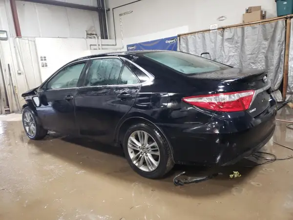 4T1BF1FK9HU367212 2017 TOYOTA CAMRY - Image 2