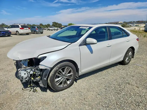 4T1BF1FK9HU371003 2017 TOYOTA CAMRY - Image 1