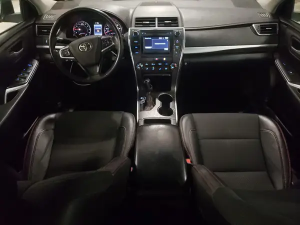 4T1BF1FK9HU372166 2017 TOYOTA CAMRY - Image 8