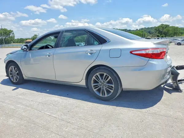 4T1BF1FK9HU372832 2017 TOYOTA CAMRY - Image 2