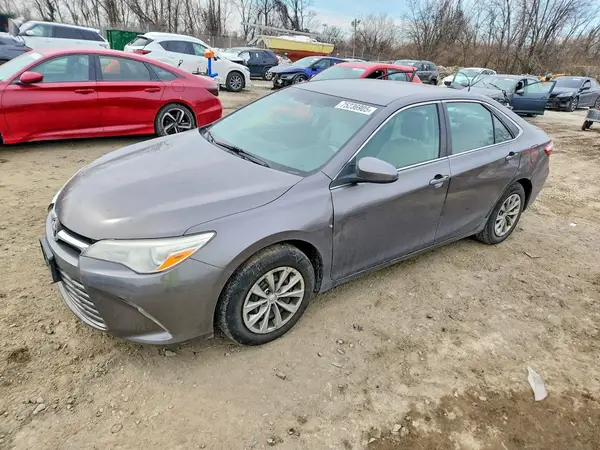 4T1BF1FK9HU376766 2017 TOYOTA CAMRY - Image 1