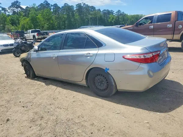 4T1BF1FK9HU377092 2017 TOYOTA CAMRY - Image 2