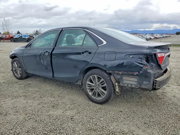 4T1BF1FK9HU379196 2017 TOYOTA CAMRY - Image 2