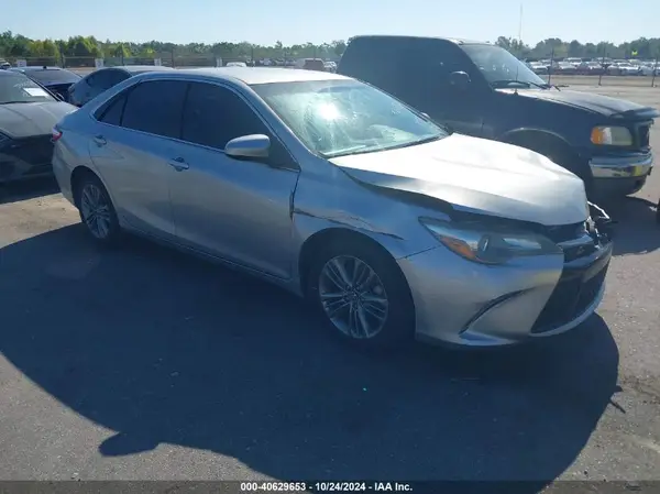 4T1BF1FK9HU379537 2017 TOYOTA CAMRY - Image 1