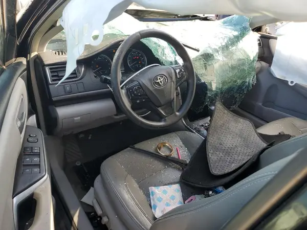 4T1BF1FK9HU383068 2017 TOYOTA CAMRY - Image 8