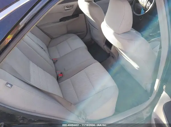 4T1BF1FK9HU386780 2017 TOYOTA CAMRY - Image 8