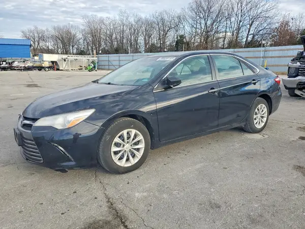 4T1BF1FK9HU386830 2017 TOYOTA CAMRY - Image 1