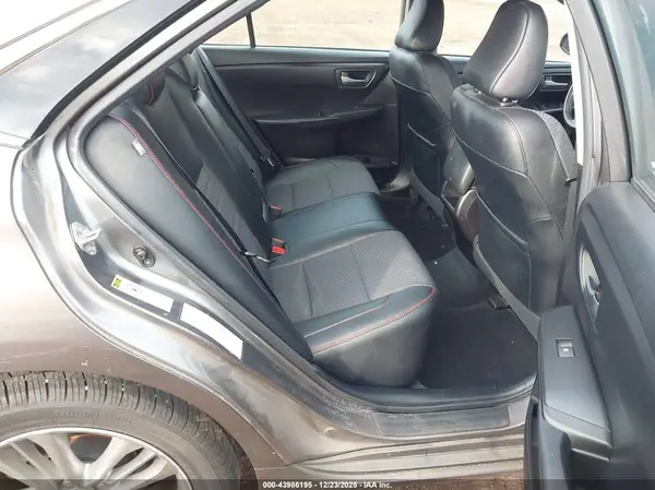 4T1BF1FK9HU390232 2017 TOYOTA CAMRY - Image 8