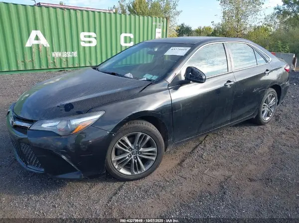 4T1BF1FK9HU391736 2017 TOYOTA CAMRY - Image 2