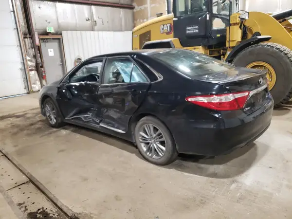 4T1BF1FK9HU401956 2017 TOYOTA CAMRY - Image 2
