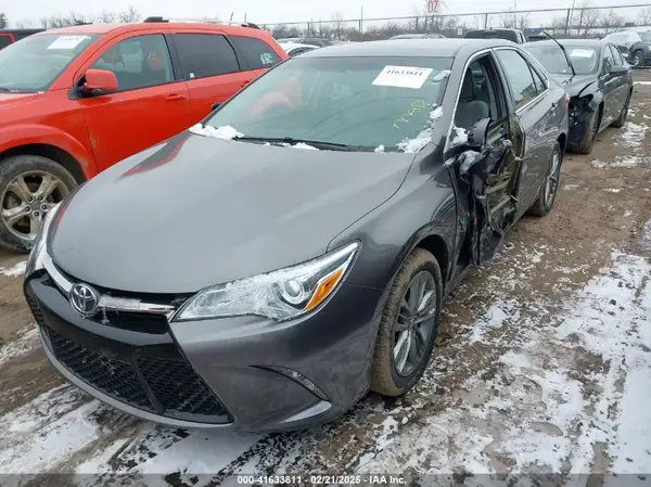 4T1BF1FK9HU404520 2017 TOYOTA CAMRY - Image 2