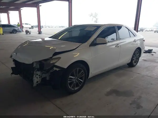 4T1BF1FK9HU407708 2017 TOYOTA CAMRY - Image 2