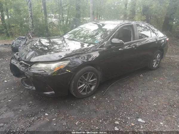 4T1BF1FK9HU409457 2017 TOYOTA CAMRY - Image 2