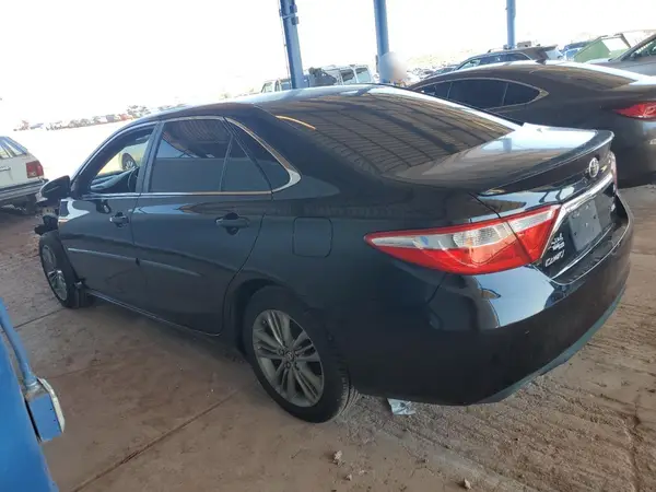 4T1BF1FK9HU410785 2017 TOYOTA CAMRY - Image 2