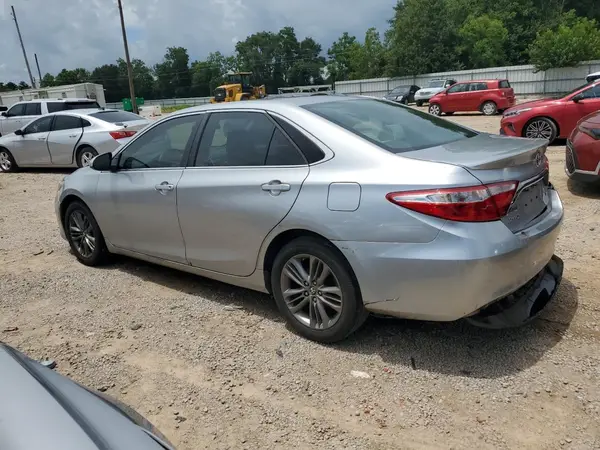 4T1BF1FK9HU411161 2017 TOYOTA CAMRY - Image 2