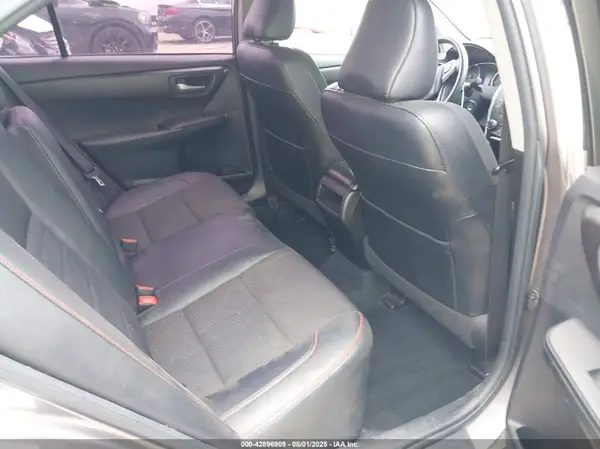 4T1BF1FK9HU415114 2017 TOYOTA CAMRY - Image 8