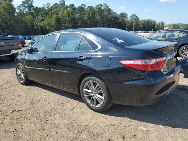4T1BF1FK9HU415162 2017 TOYOTA CAMRY - Image 2