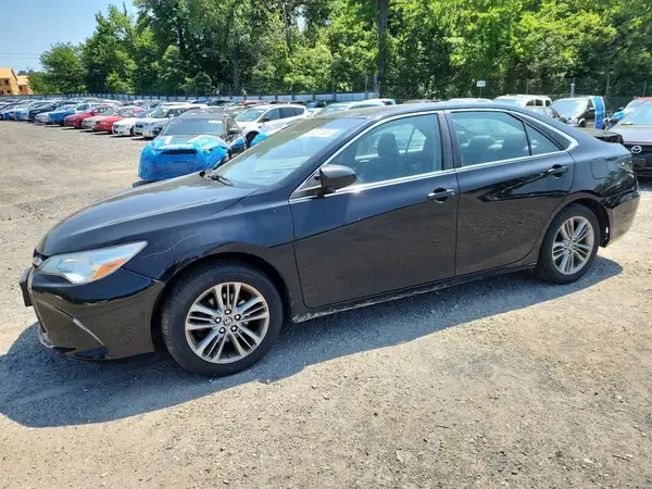 4T1BF1FK9HU417123 2017 TOYOTA CAMRY - Image 1