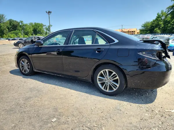 4T1BF1FK9HU417123 2017 TOYOTA CAMRY - Image 2