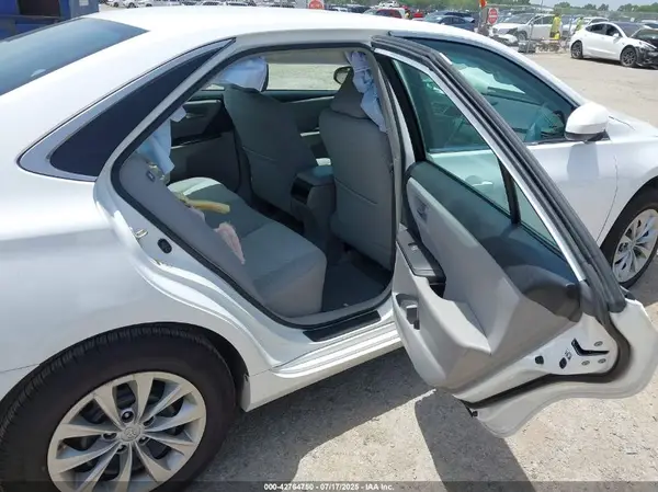4T1BF1FK9HU420491 2017 TOYOTA CAMRY - Image 8
