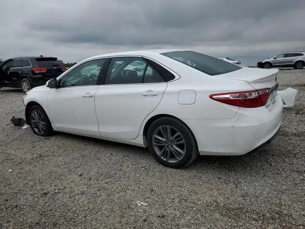 4T1BF1FK9HU422385 2017 TOYOTA CAMRY - Image 2