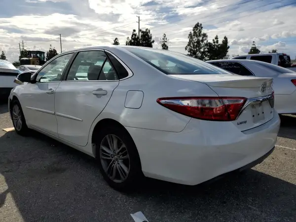 4T1BF1FK9HU427716 2017 TOYOTA CAMRY - Image 2
