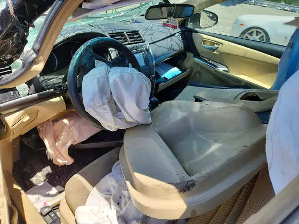 4T1BF1FK9HU431586 2017 TOYOTA CAMRY - Image 8