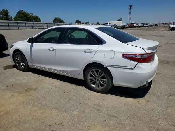 4T1BF1FK9HU437730 2017 TOYOTA CAMRY - Image 2