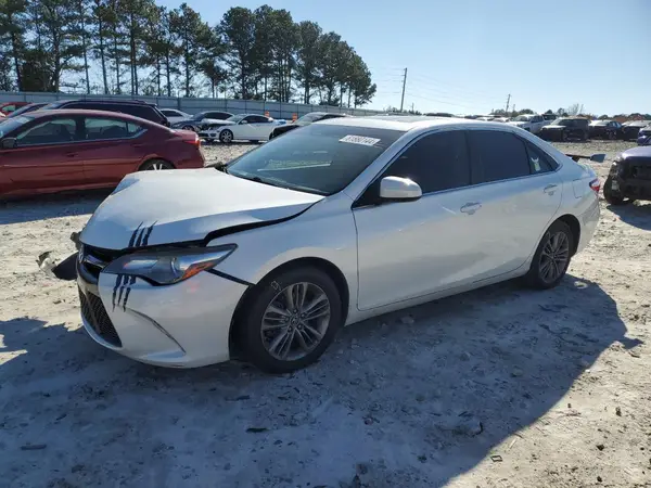 4T1BF1FK9HU439347 2017 TOYOTA CAMRY - Image 1