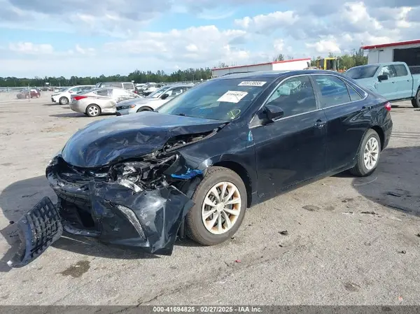 4T1BF1FK9HU445214 2017 TOYOTA CAMRY - Image 2