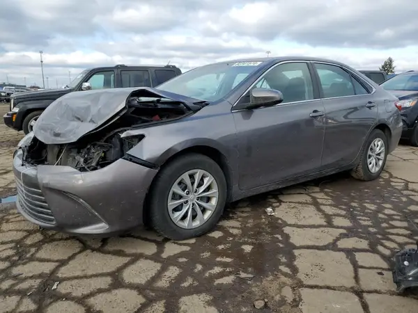 4T1BF1FK9HU450042 2017 TOYOTA CAMRY - Image 1