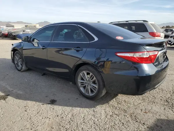 4T1BF1FK9HU452373 2017 TOYOTA CAMRY - Image 2