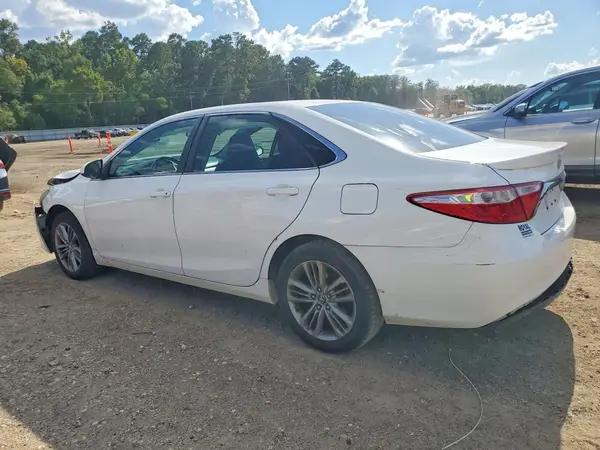 2017 TOYOTA CAMRY COPART lot 64570276 auction photo 2