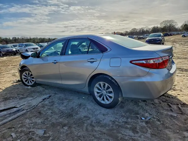 4T1BF1FK9HU454673 2017 TOYOTA CAMRY - Image 2