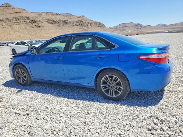 4T1BF1FK9HU617399 2017 TOYOTA CAMRY - Image 2
