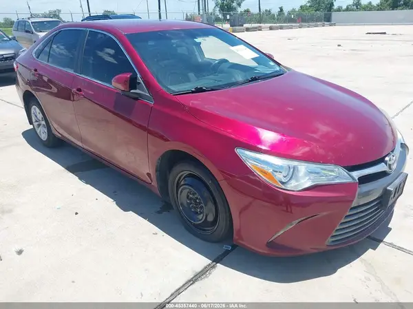 4T1BF1FK9HU618309 2017 TOYOTA CAMRY - Image 1