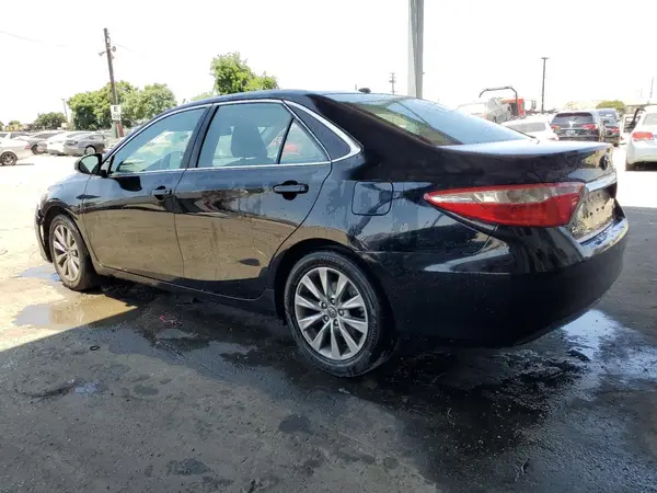 4T1BF1FK9HU618603 2017 TOYOTA CAMRY - Image 2