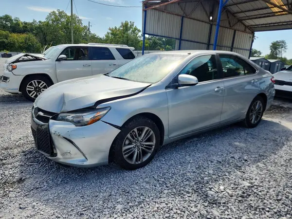 4T1BF1FK9HU622358 2017 TOYOTA CAMRY - Image 1
