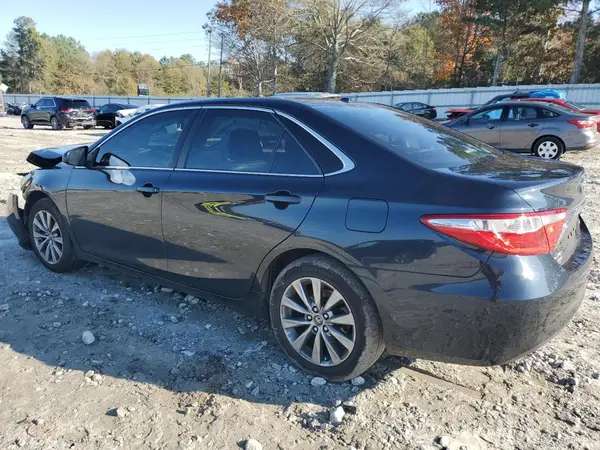 4T1BF1FK9HU622845 2017 TOYOTA CAMRY - Image 2