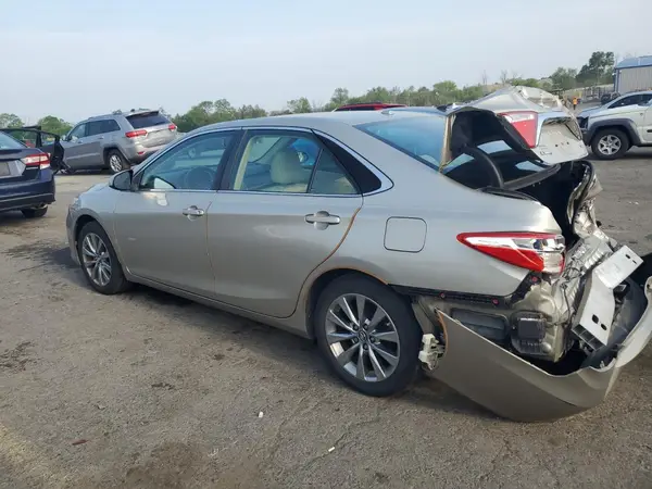 4T1BF1FK9HU625972 2017 TOYOTA CAMRY - Image 2