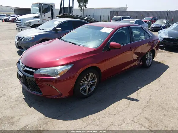 4T1BF1FK9HU632937 2017 TOYOTA CAMRY - Image 2