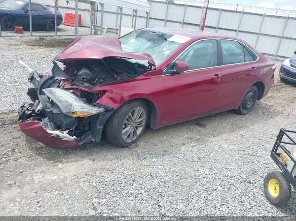 4T1BF1FK9HU633537 2017 TOYOTA CAMRY - Image 2