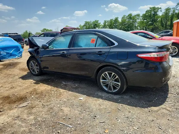 4T1BF1FK9HU634154 2017 TOYOTA CAMRY - Image 2