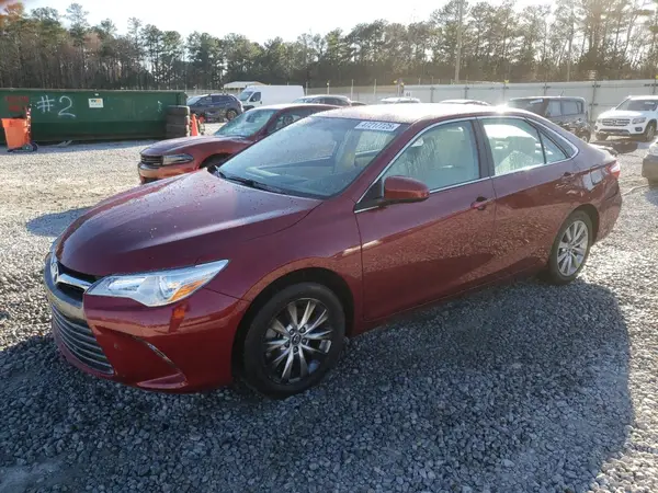 4T1BF1FK9HU637104 2017 TOYOTA CAMRY - Image 1