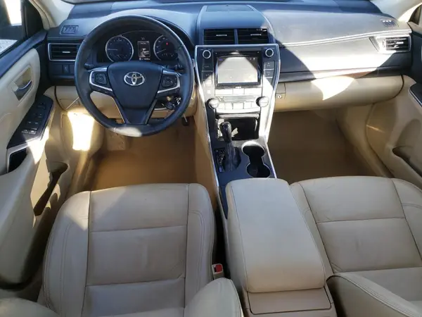 4T1BF1FK9HU637104 2017 TOYOTA CAMRY - Image 8
