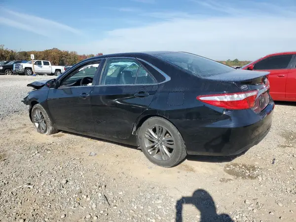 4T1BF1FK9HU642383 2017 TOYOTA CAMRY - Image 2