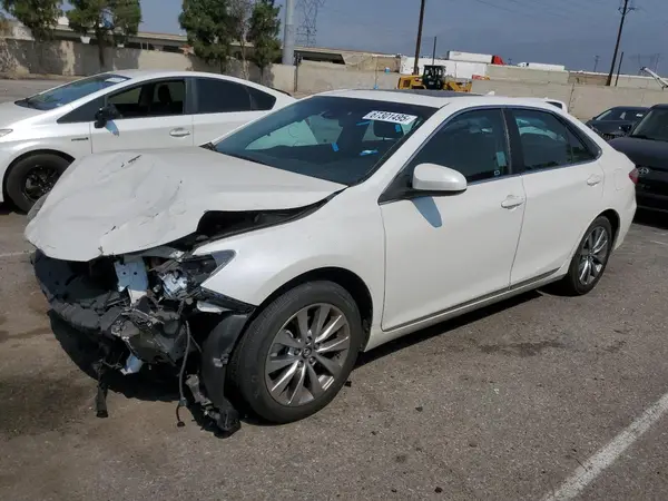 4T1BF1FK9HU647387 2017 TOYOTA CAMRY - Image 1