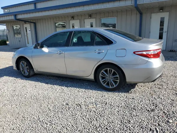 4T1BF1FK9HU651097 2017 TOYOTA CAMRY - Image 2