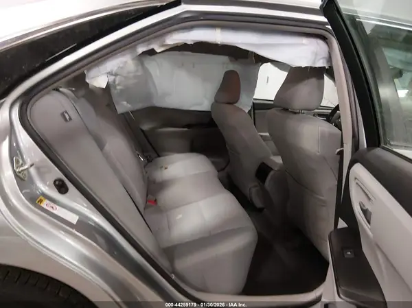 4T1BF1FK9HU653657 2017 TOYOTA CAMRY - Image 8